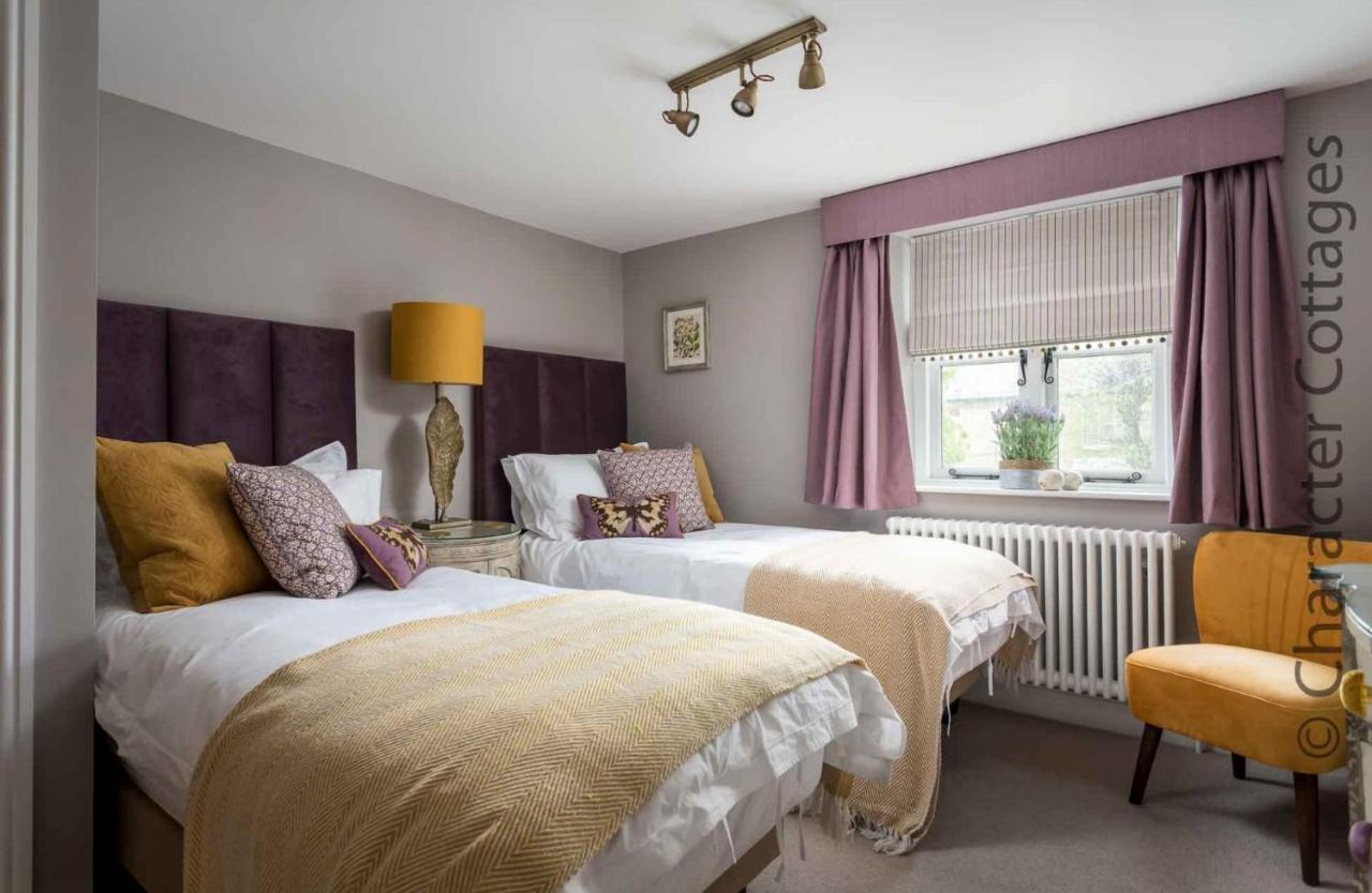 Lavender Cottage Stow-On-The-Wold ภายนอก รูปภาพ